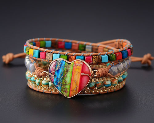 7 Chakra Leder-Wickelarmband mit bunten Natursteinperlen und herzfoermigem Edelstein-Anhaenger